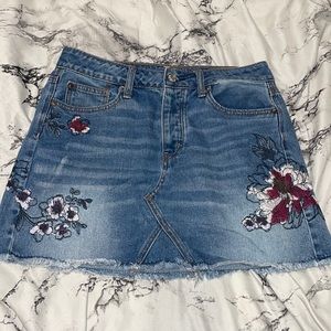 American Eagle Floral Embroidered Jean Skirt